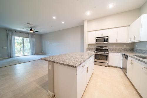 8_Kitchen Living  Room