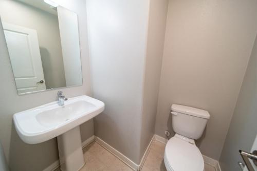 9_Half Bath